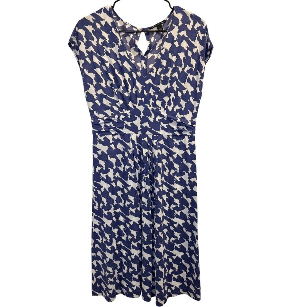 Banana Republic Blue White Floral V Neck Cap Sleeve Dress Silk M Preppy - Picture 1 of 8